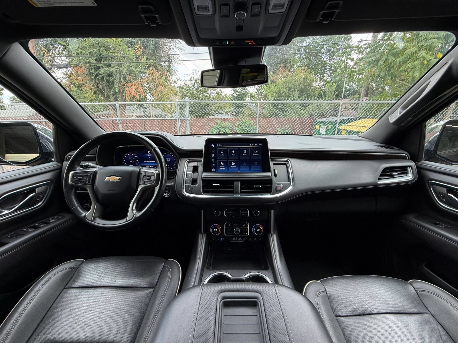 Used 2023 Chevrolet Tahoe Premier AWD/4WD image 35