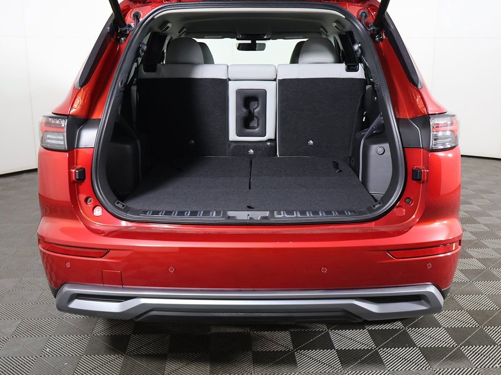 New 2025 Mitsubishi Outlander SE AWD/4WD image 18