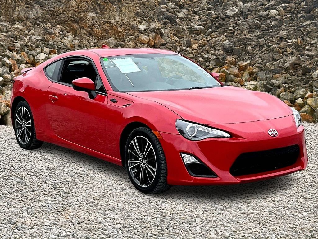 Used 2015 Scion FR-S image 8