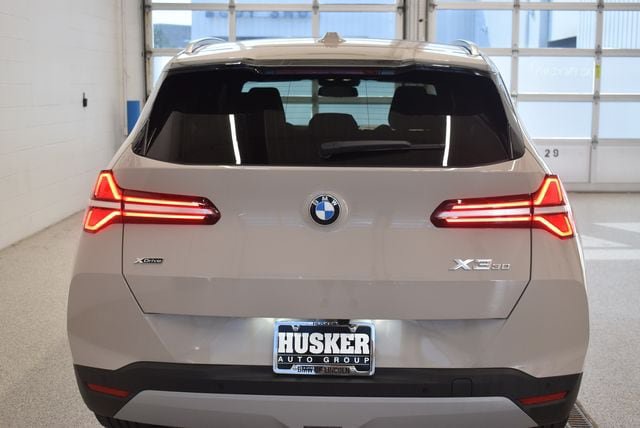 New 2026 BMW X3 xDrive30i w/ Premium Package AWD/4WD image 11