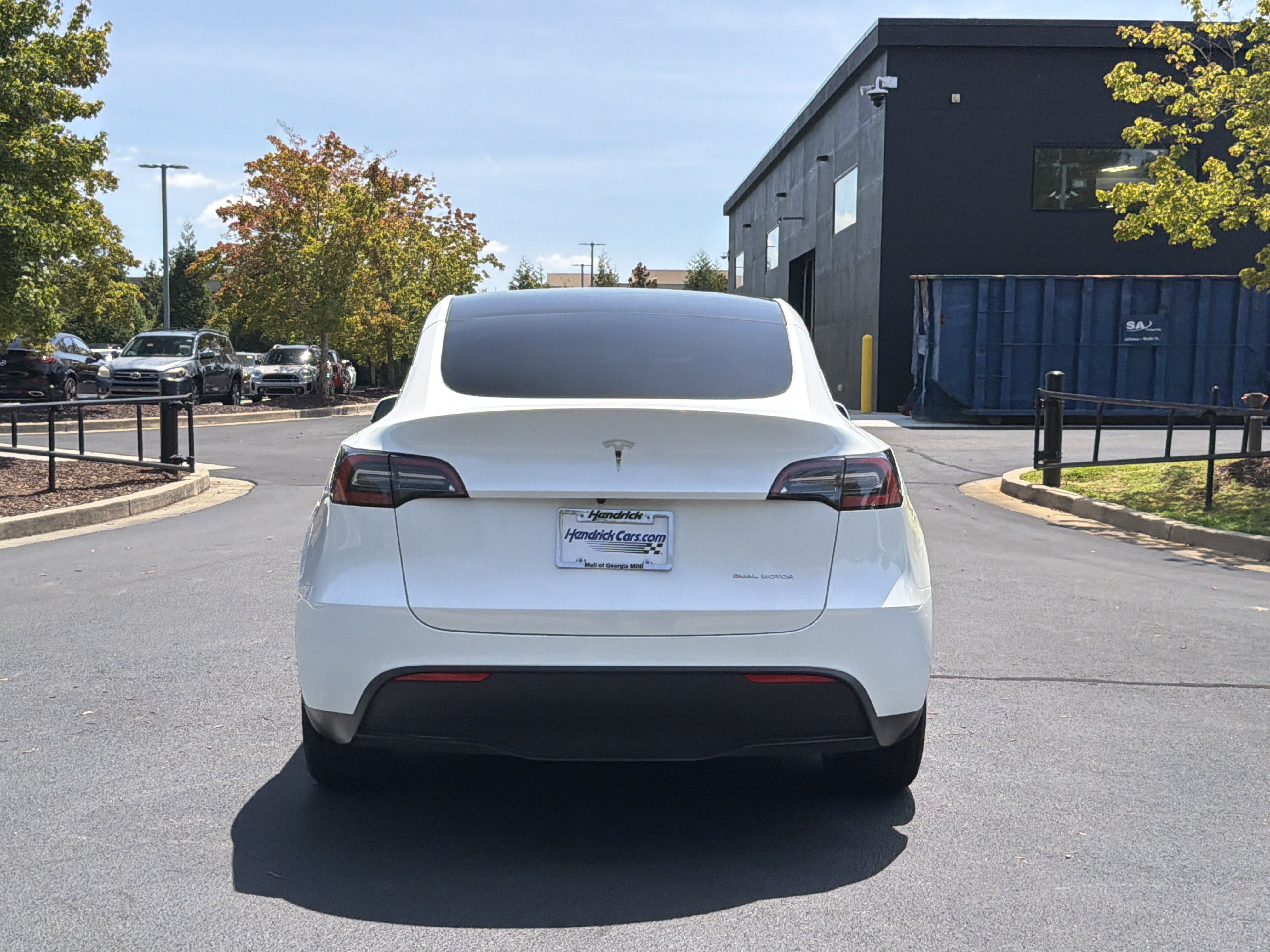 Used 2023 Tesla Model Y AWD image 15