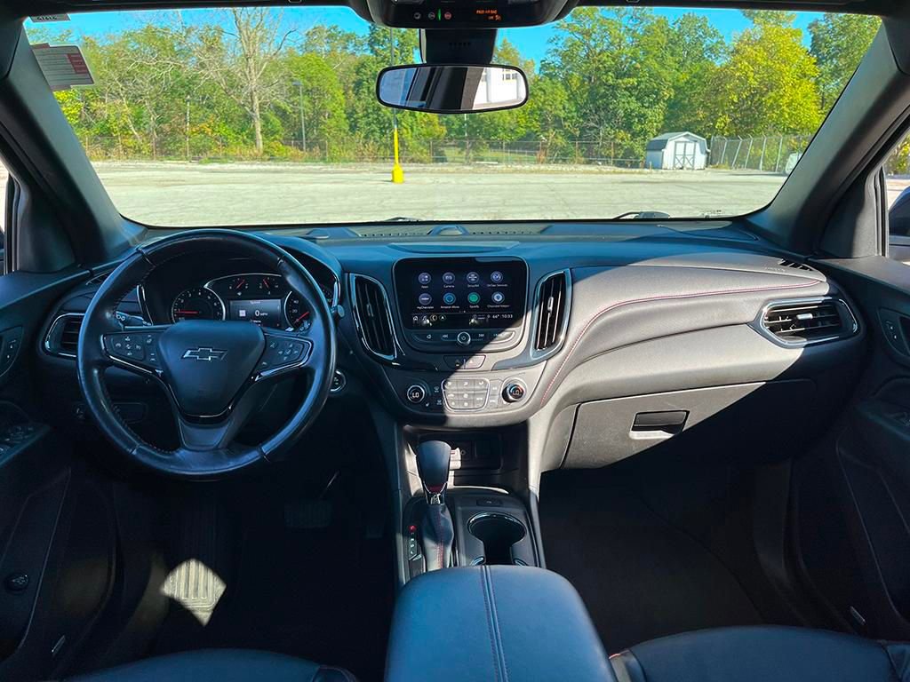 Used 2022 Chevrolet Equinox RS w/ RS Leather Package image 12