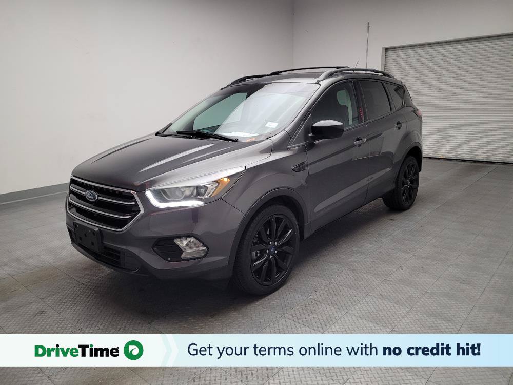 Used 2017 Ford Escape SE w/ Equipment Group 201A FWD image 1