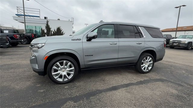 Used 2024 Chevrolet Tahoe High Country w/ Advanced Technology Package image 4