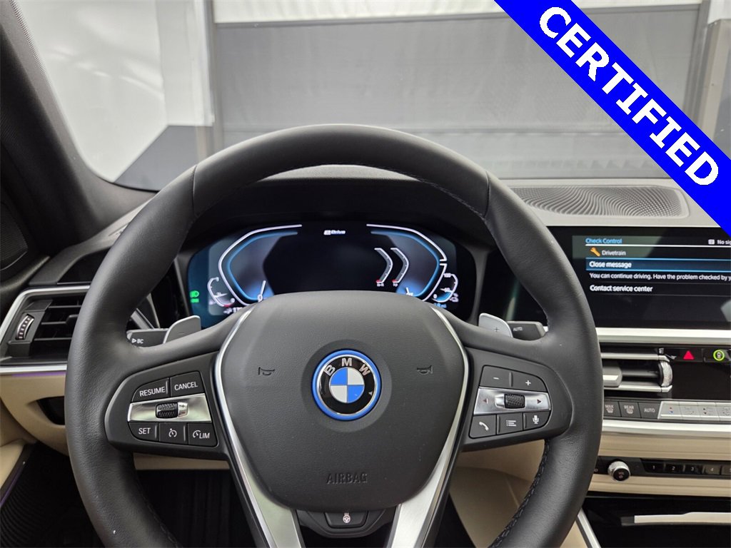 Used 2022 BMW 330e w/ Premium Package image 27