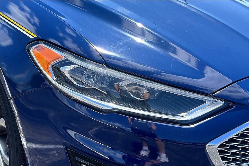 Used 2019 Ford Fusion Titanium FWD image 26