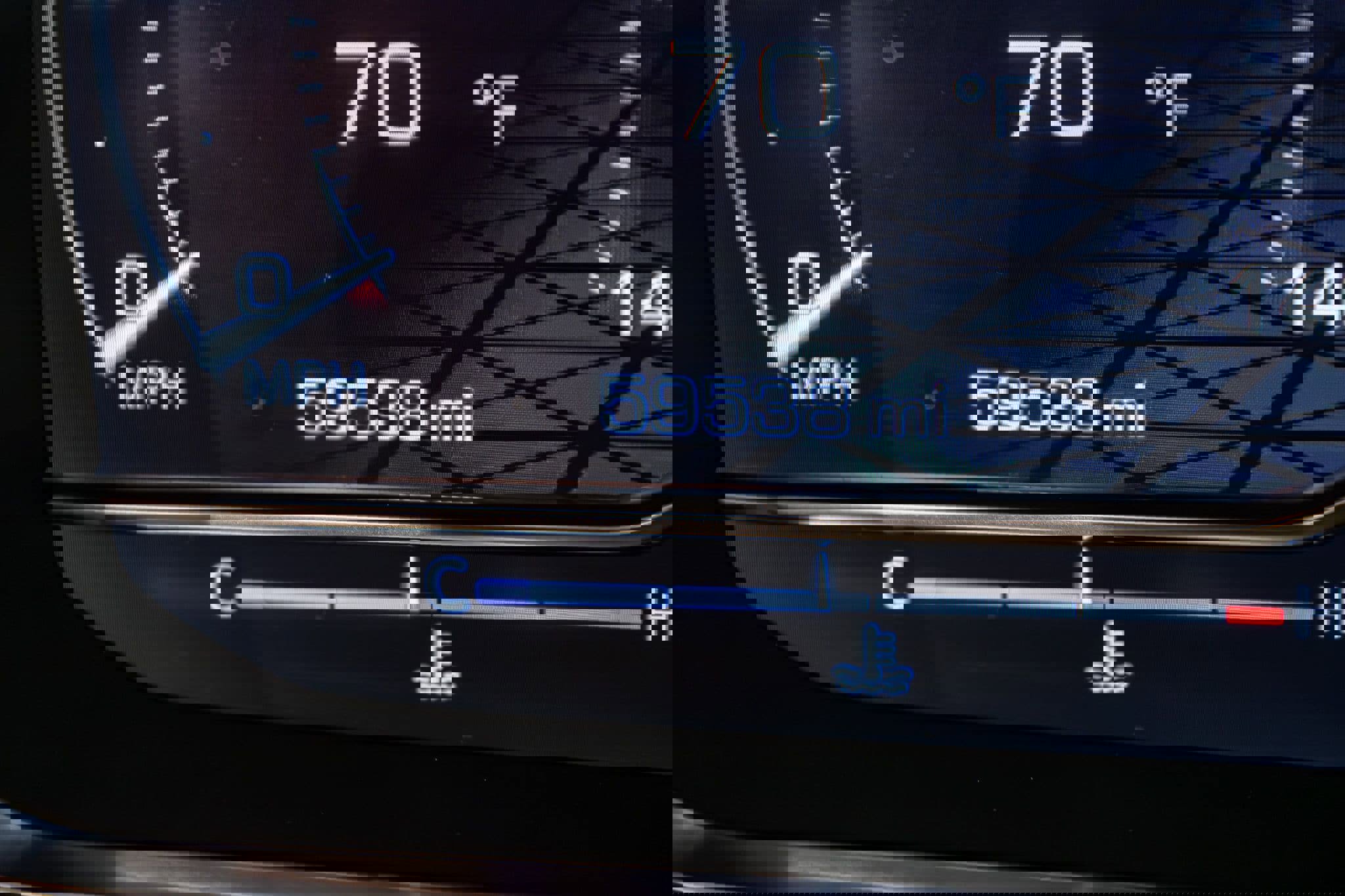 Used 2024 GMC Yukon AT4 w/ AT4 Premium Plus Package image 20