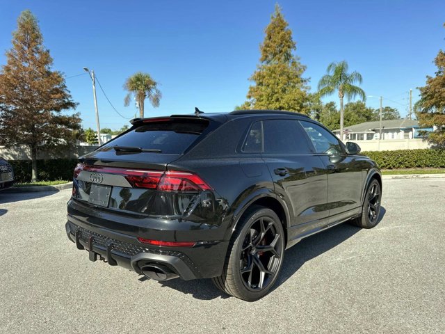 New 2026 Audi RS Q8 performance image 4
