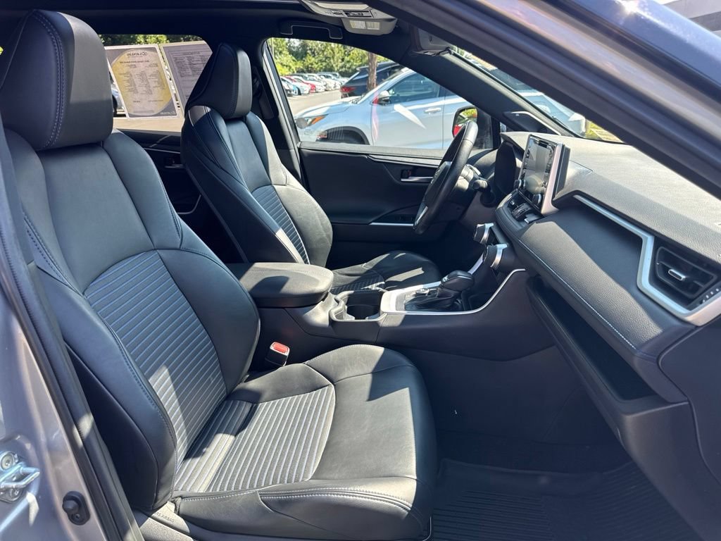 Used 2021 Toyota RAV4 XSE AWD/4WD image 21