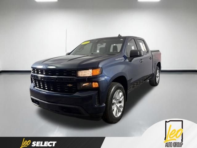 Used 2020 Chevrolet Silverado 1500 Custom w/ Custom Value Package AWD/4WD image 1