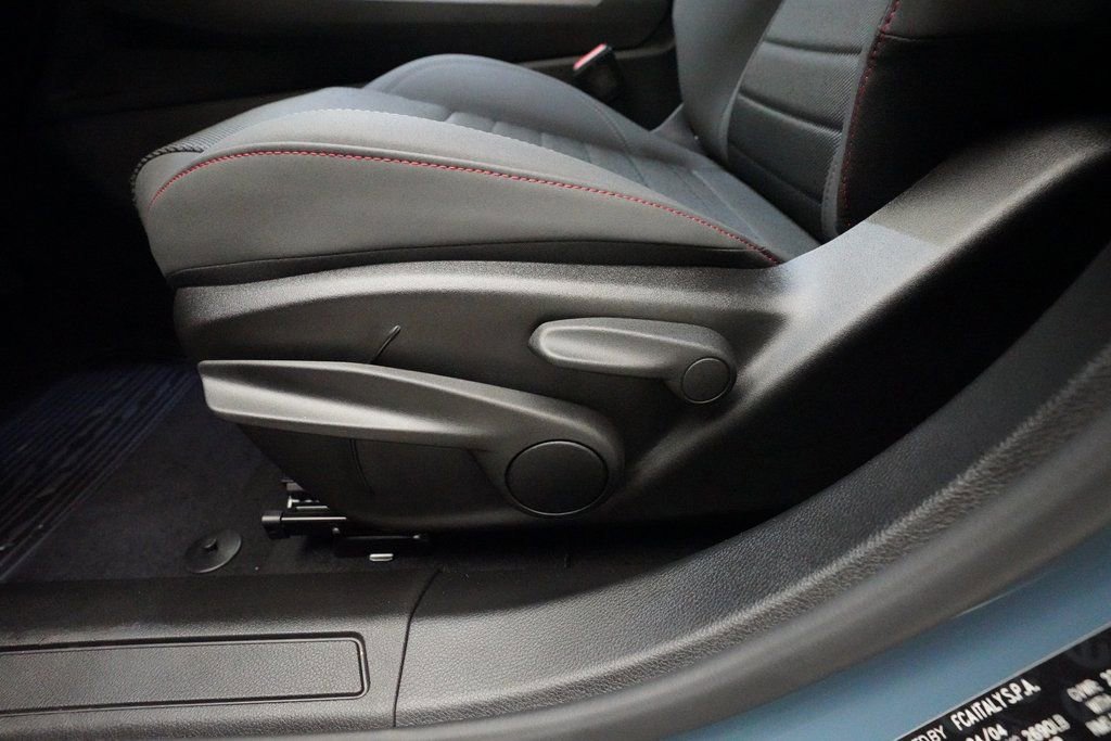 Used 2024 Dodge Hornet GT w/ GT Blacktop Package image 28