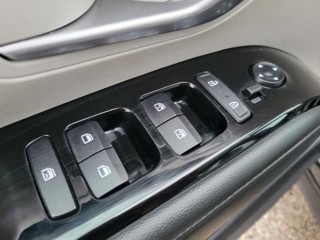 Used 2022 Hyundai Tucson Limited AWD/4WD image 17