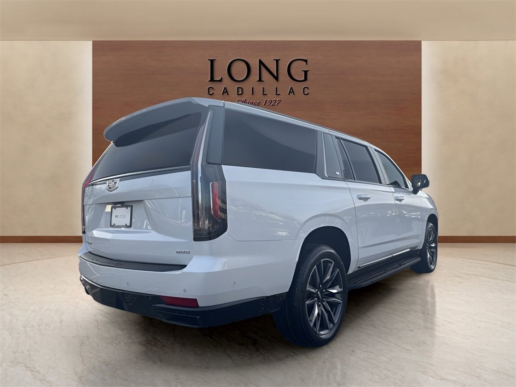 Certified 2022 Cadillac Escalade ESV Sport w/ Touring Package image 5