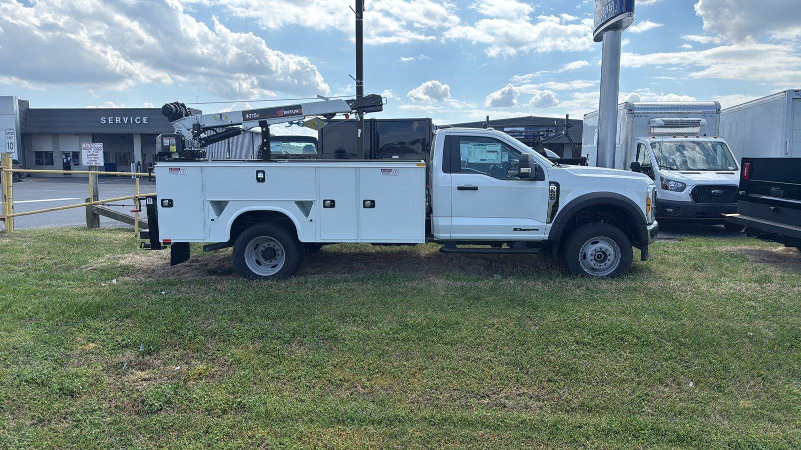 New 2025 Ford F600 4x4 Regular Cab Super Duty w/ XL Chrome Package image 6