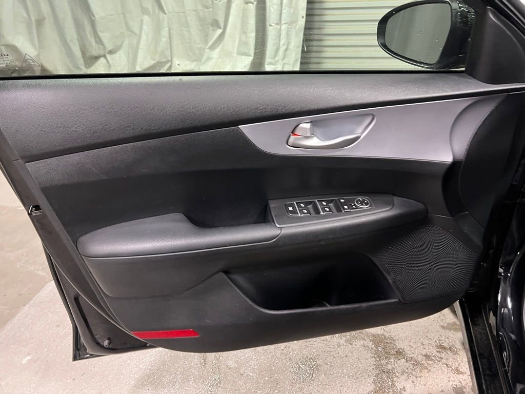 Used 2024 Kia Forte LX image 18