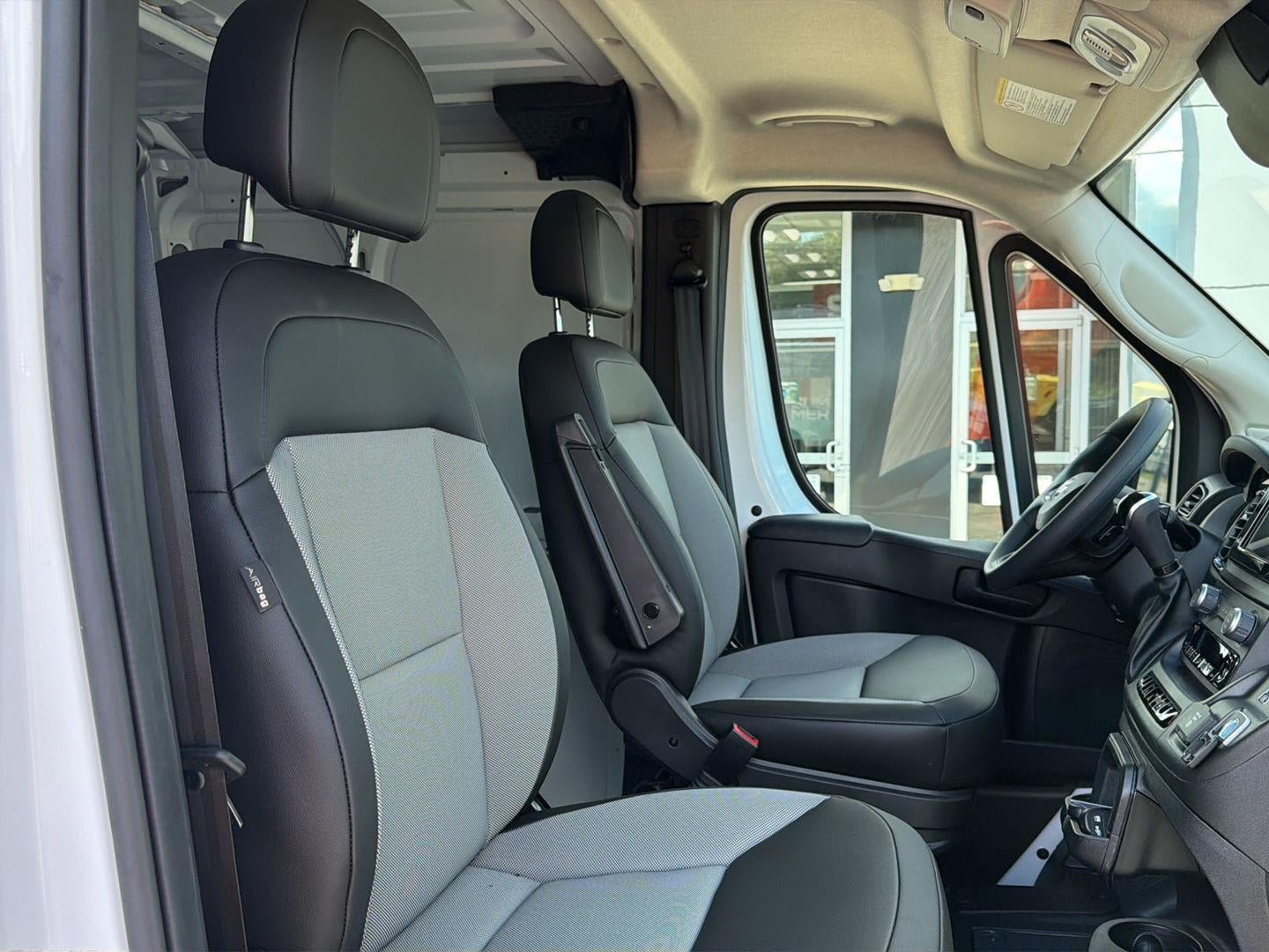 New 2026 RAM ProMaster 1500 w/ Convenience Group FWD image 4