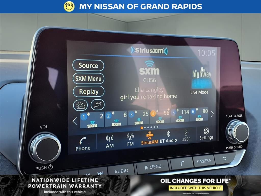 New 2025 Nissan Sentra SR w/ Midnight Edition image 18