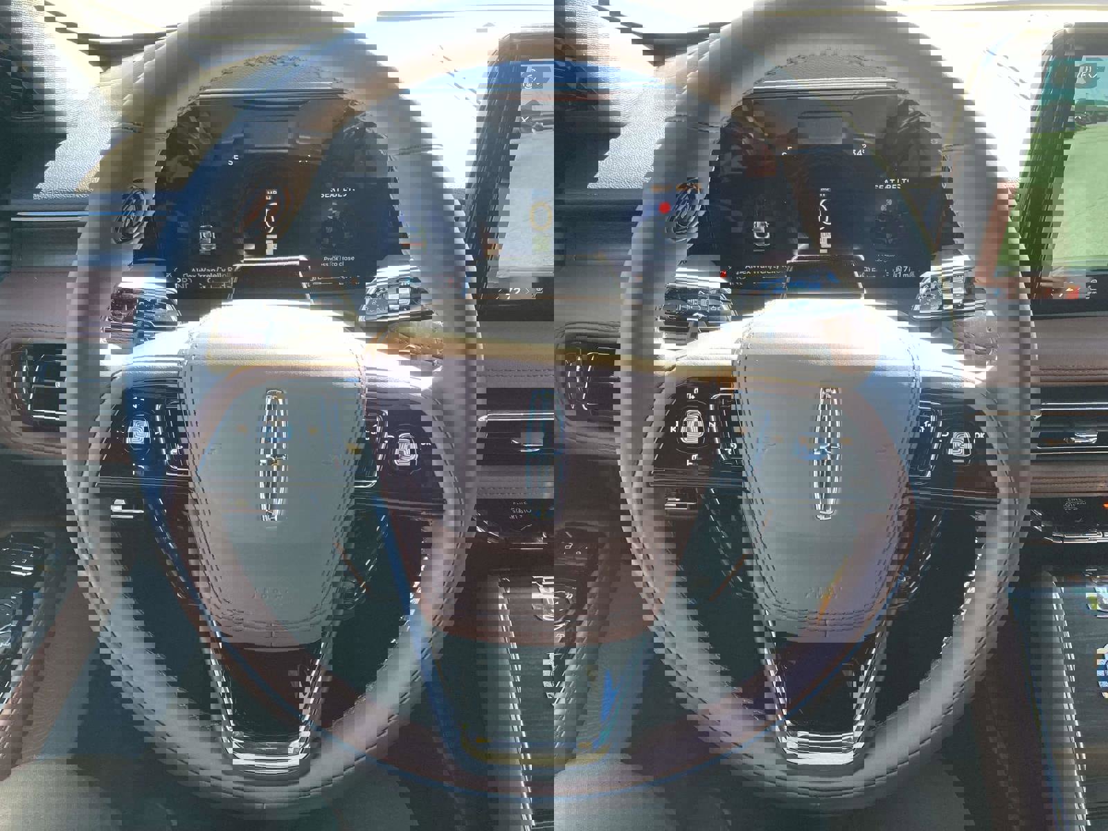 New 2026 Lincoln Aviator Reserve image 32