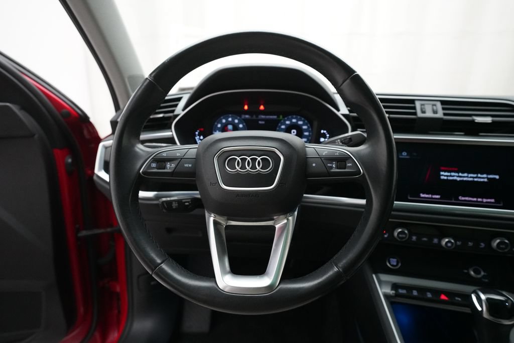 Certified 2022 Audi Q3 2.0T Premium Plus AWD/4WD image 4
