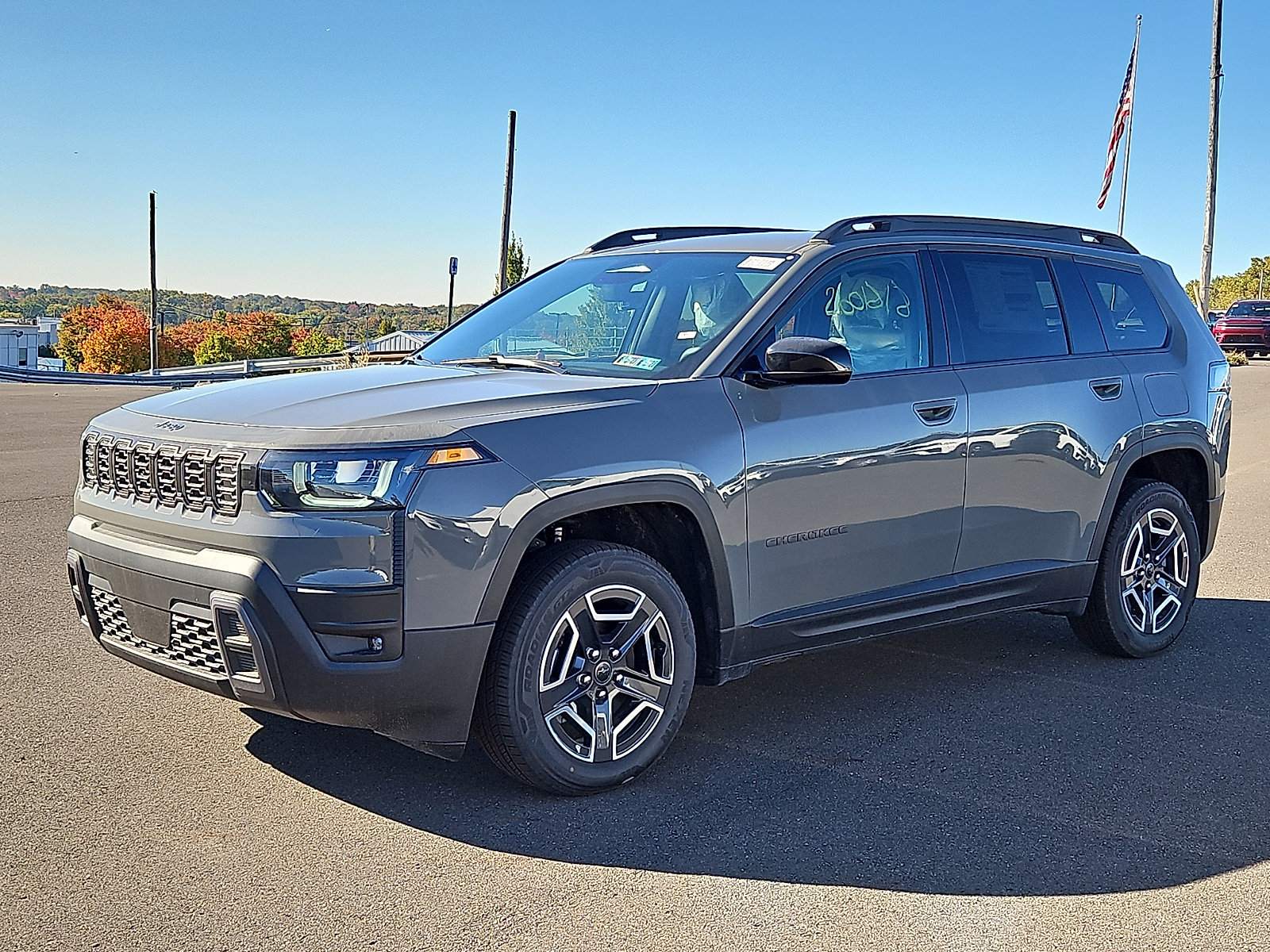 New 2026 Jeep Cherokee Laredo AWD/4WD image 2