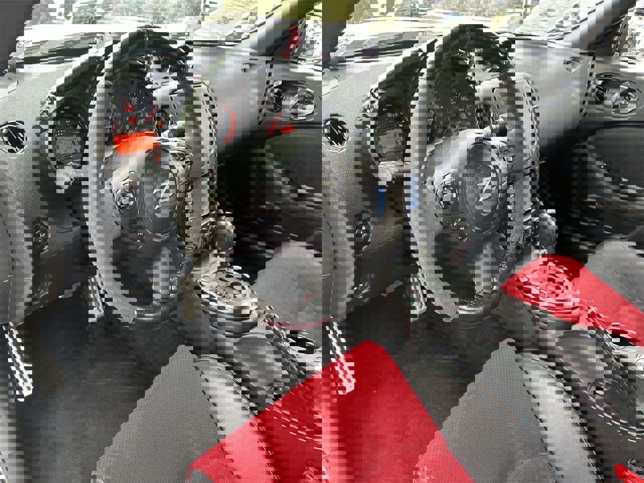 Used 2017 Nissan 370Z NISMO image 15