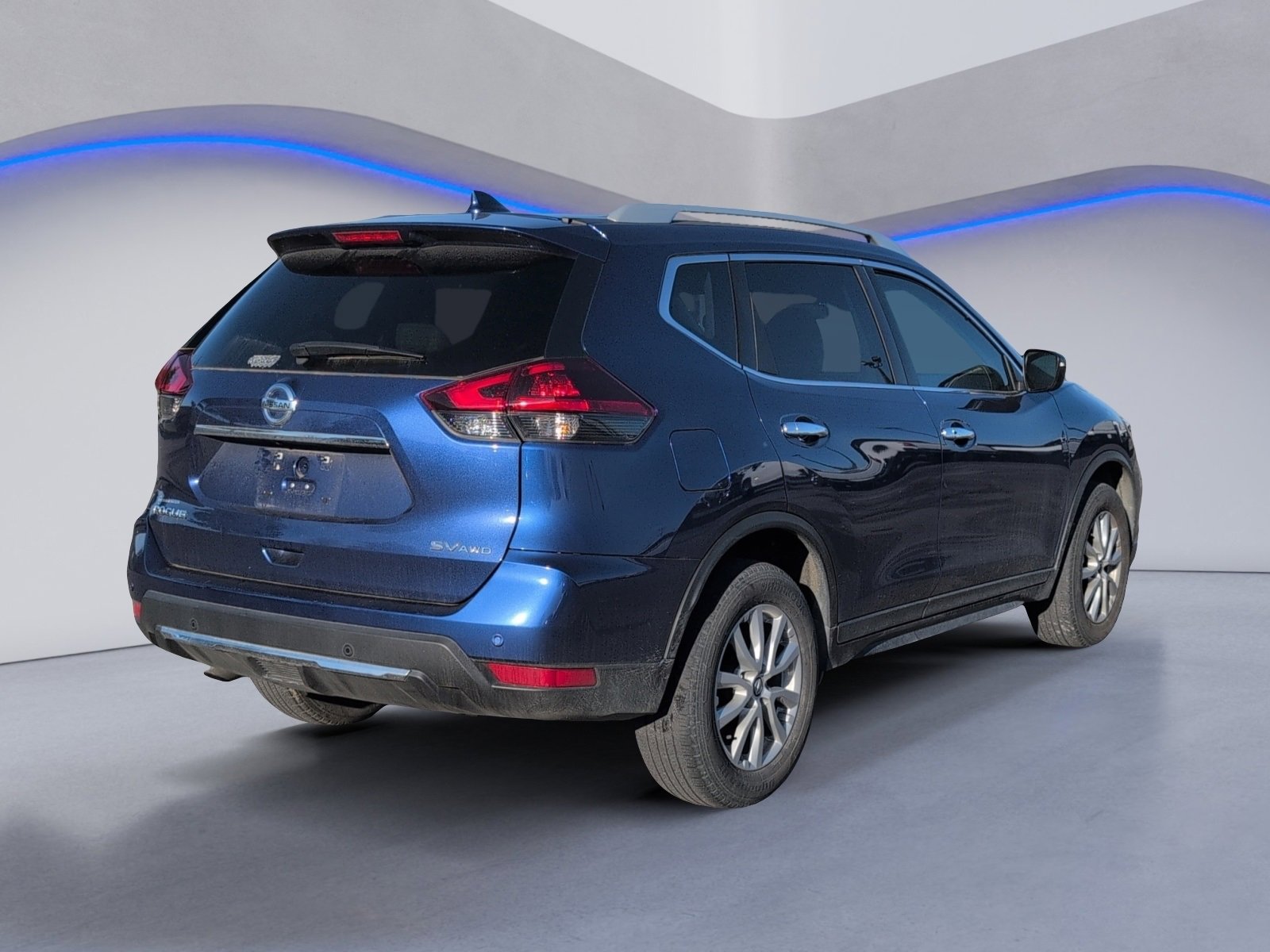 Used 2020 Nissan Rogue SV image 3