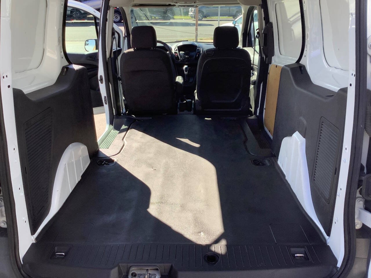 Used 2015 Ford Transit Connect XL FWD image 28