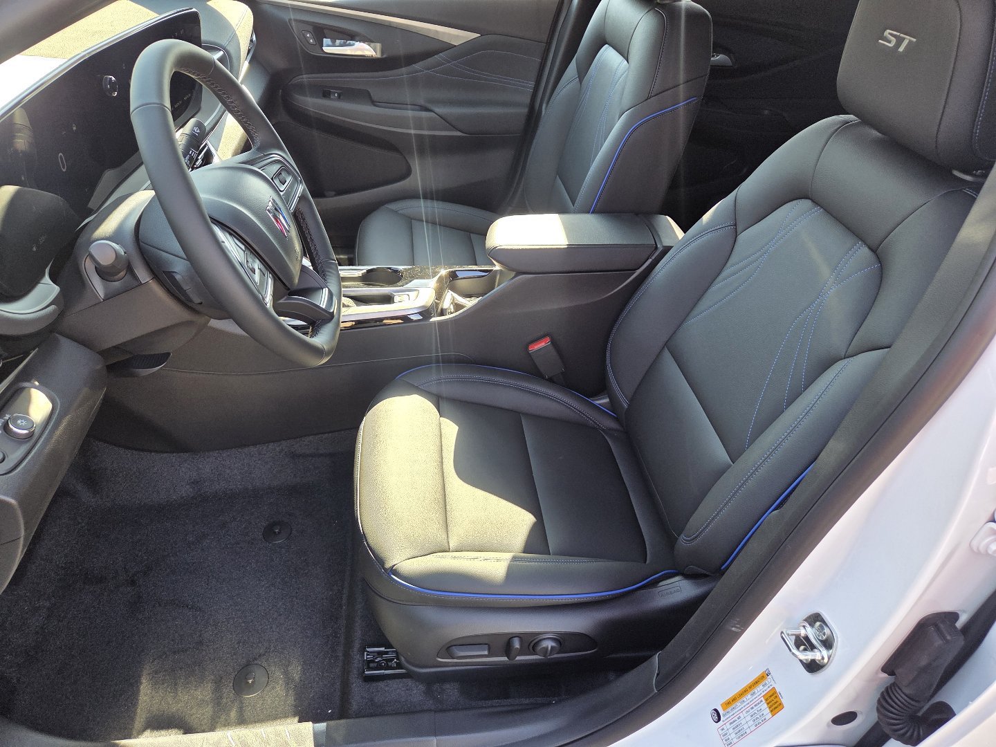 New 2026 Buick Envista Sport Touring w/ Convenience I Package FWD image 23