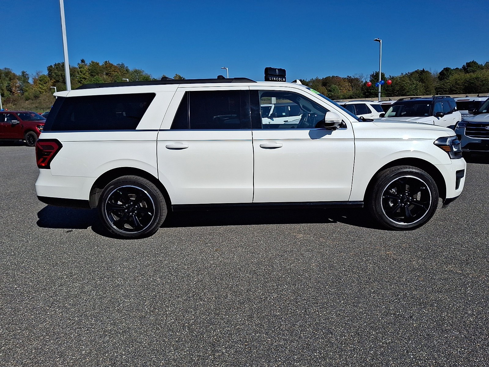 Used 2023 Ford Expedition Max Limited AWD/4WD image 8