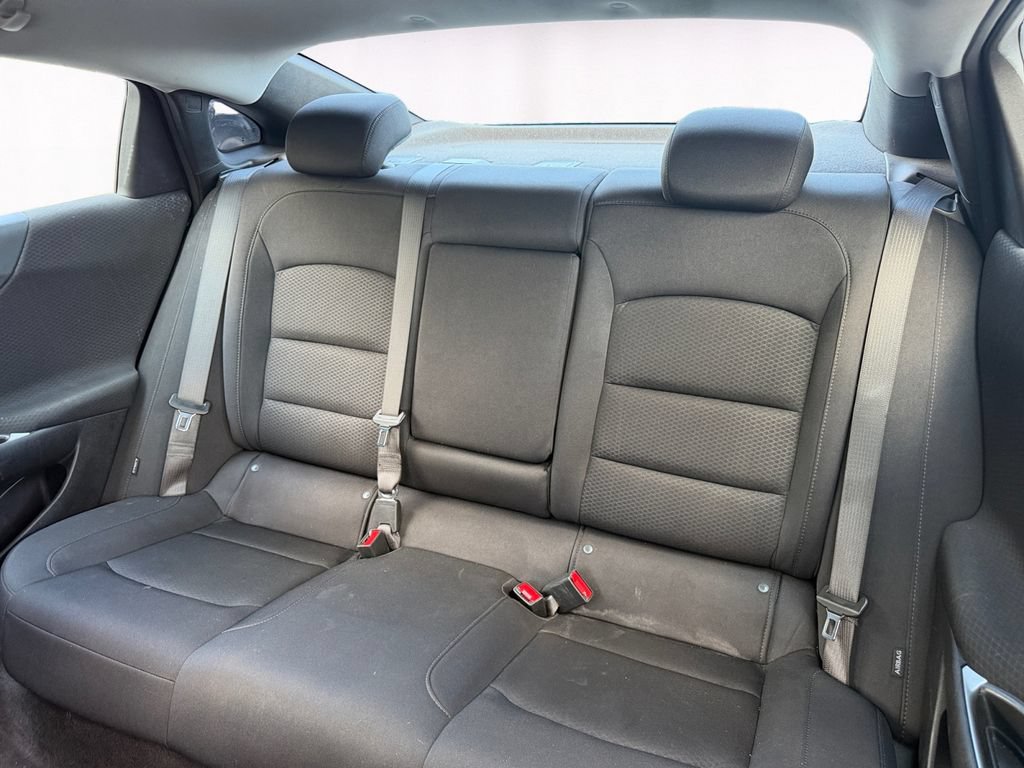 Used 2025 Chevrolet Malibu LT FWD image 13