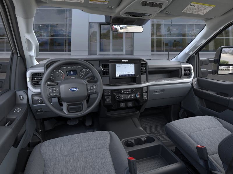 New 2026 Ford F550 4x4 Regular Cab Super Duty w/ XL Chrome Package image 38