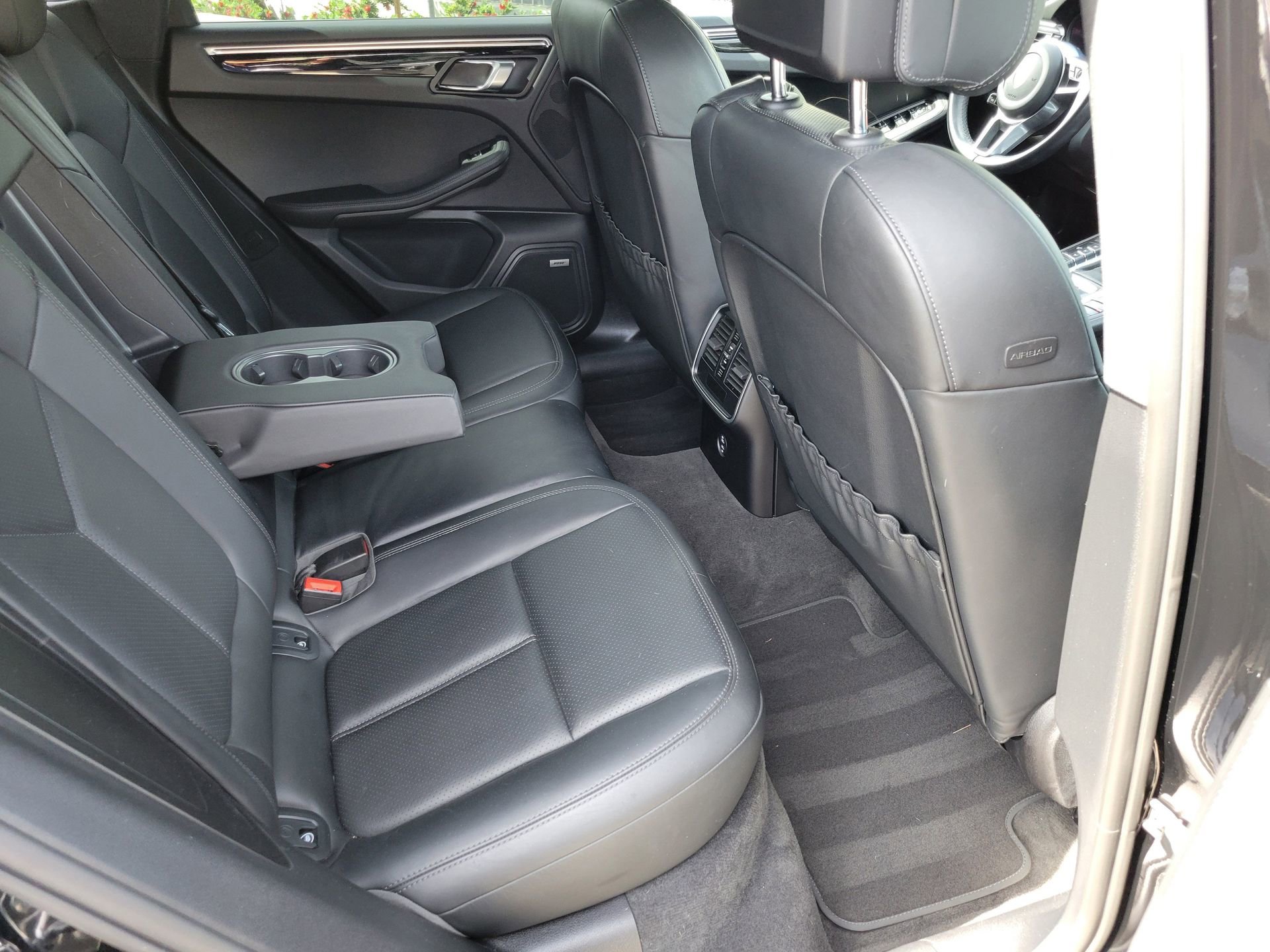 Used 2021 Porsche Macan S image 29