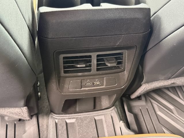 Used 2024 GMC Canyon AT4 w/ AT4 Premium Package AWD/4WD image 14