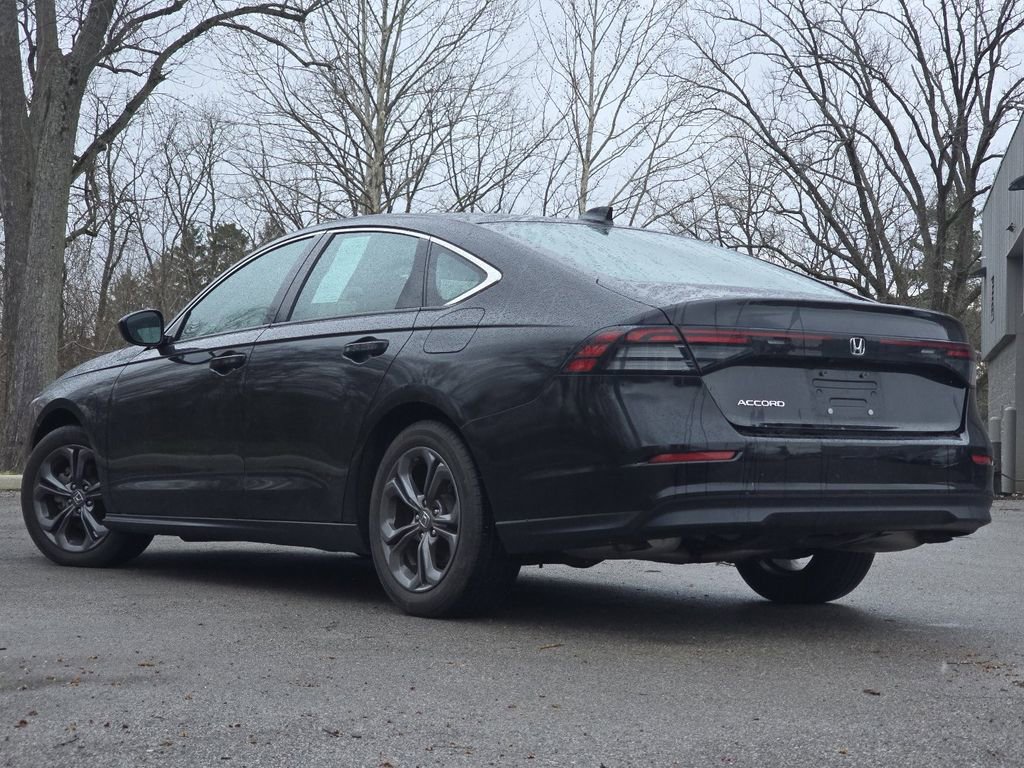 Used 2023 Honda Accord EX image 11