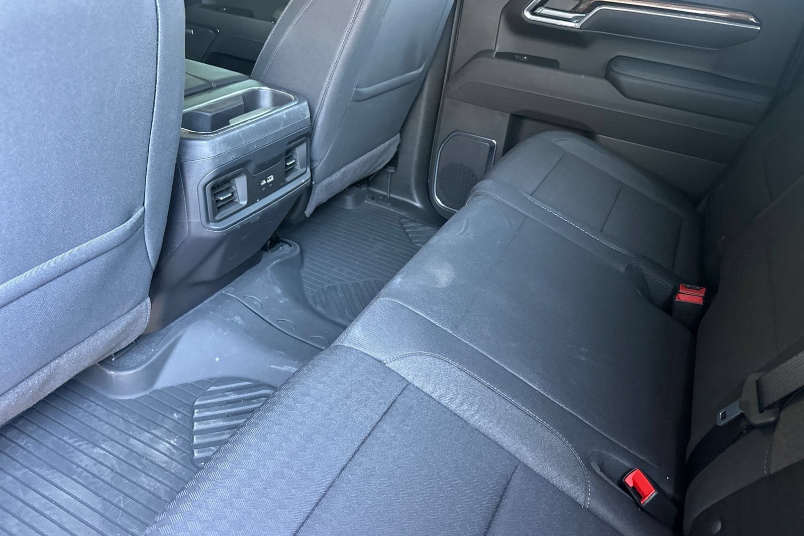 Used 2025 Chevrolet Silverado 1500 LT Trail Boss w/ Convenience Package II AWD/4WD image 14