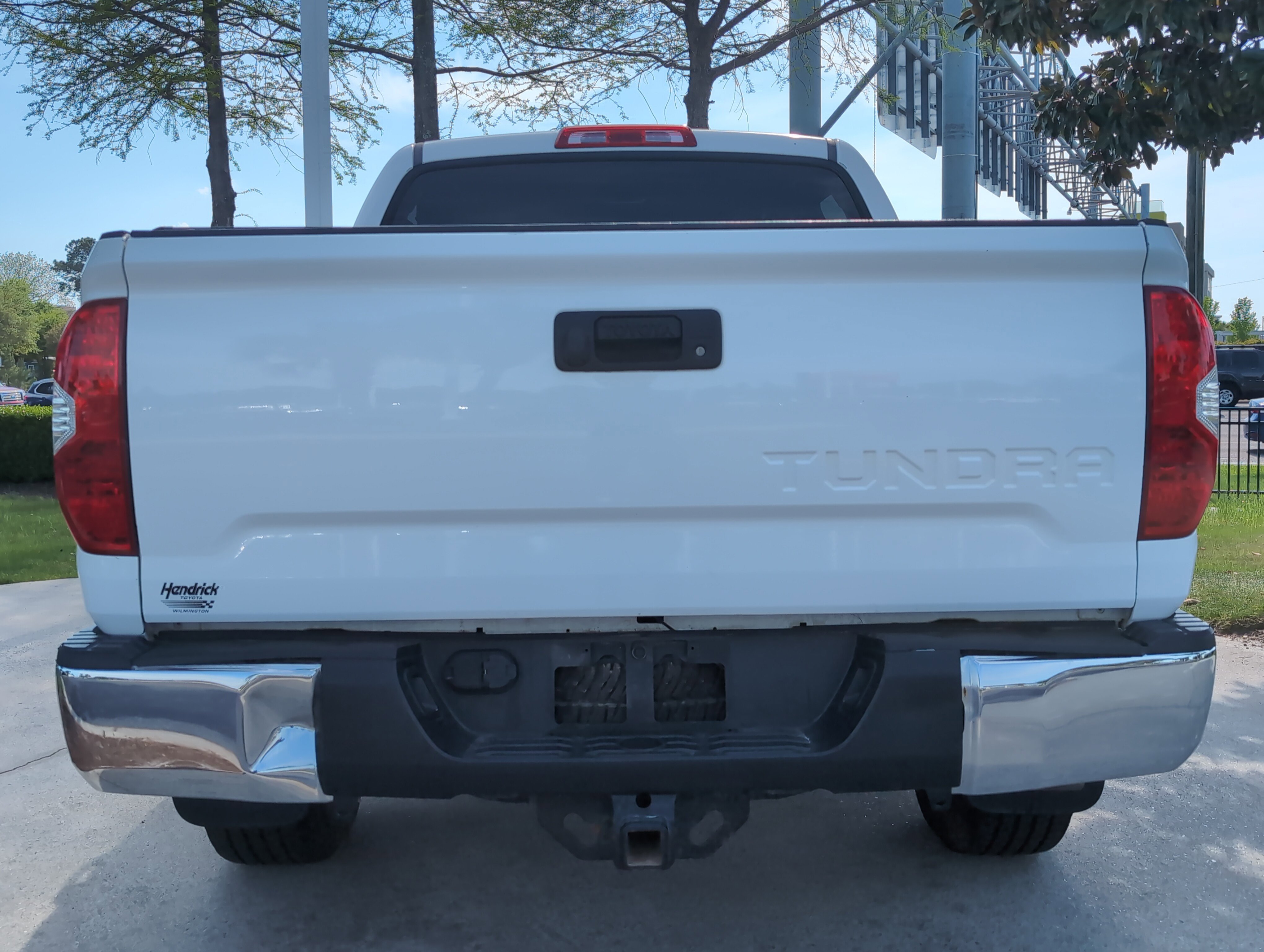 Used 2019 Toyota Tundra Limited w/ TRD Off Road Package AWD/4WD image 9