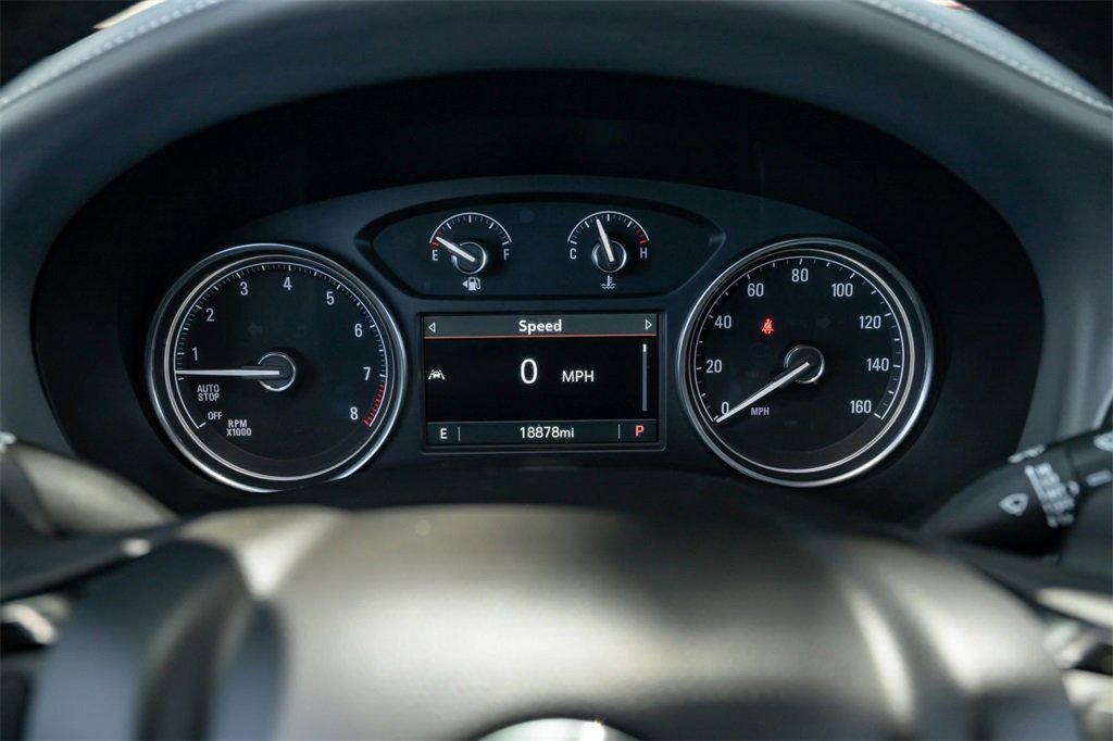 Used 2024 Buick Enclave Essence w/ Sport Touring Edition FWD image 27