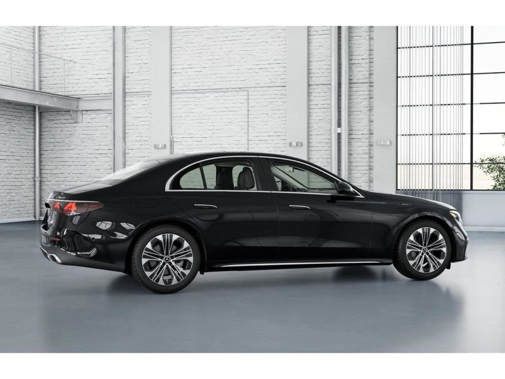 Used 2026 Mercedes-Benz E 350 4MATIC Sedan image 18