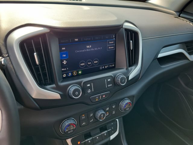 Used 2022 GMC Terrain SLT w/ Tech Package AWD/4WD image 28