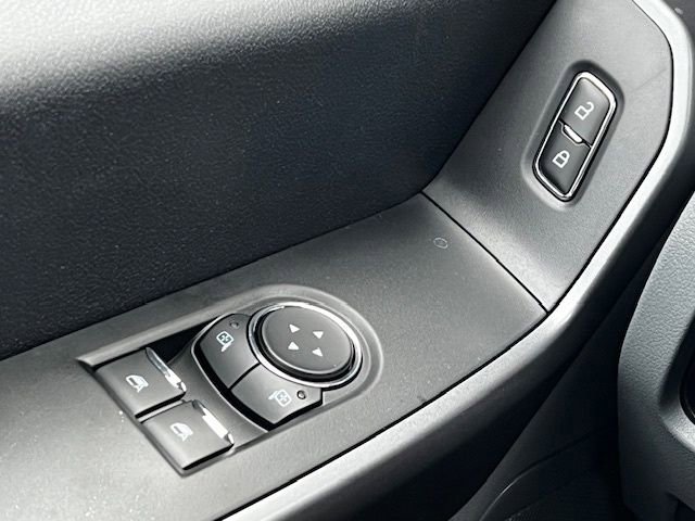 New 2025 Ford F350 XLT image 29