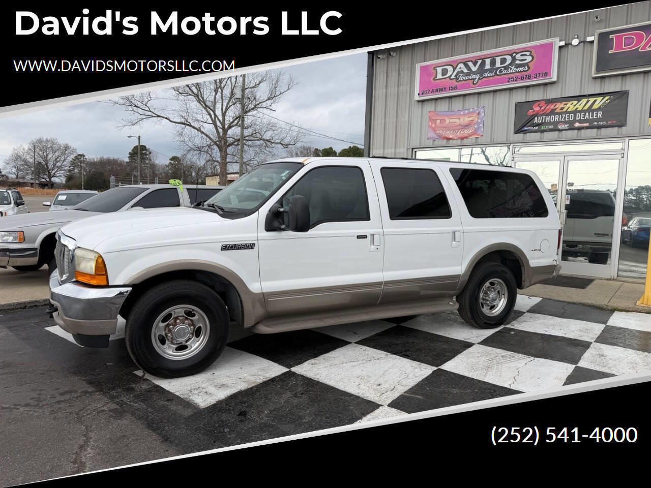 Used 2000 Ford Excursion Limited image 1