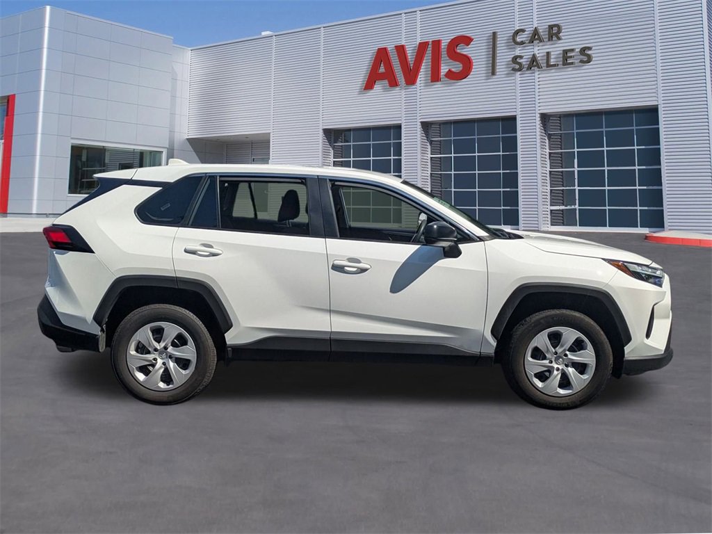 Used 2025 Toyota RAV4 LE image 5
