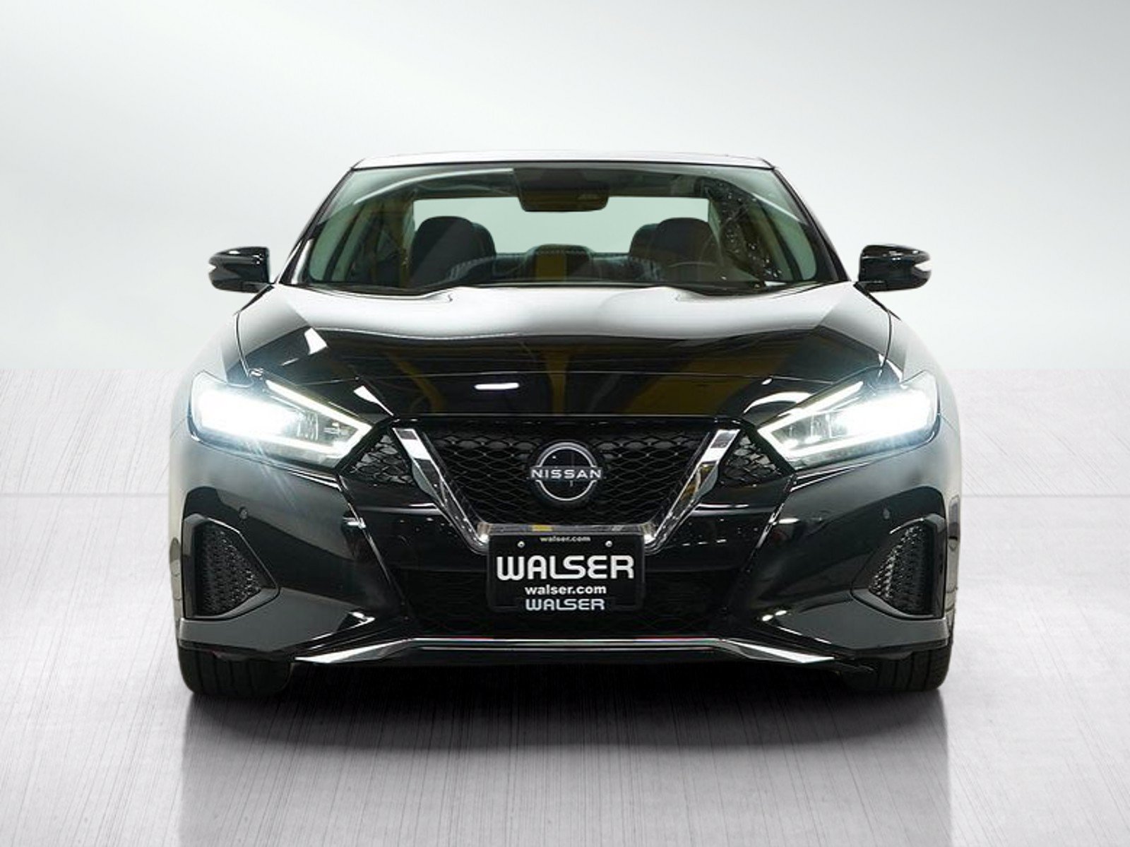 Used 2023 Nissan Maxima SL FWD image 8