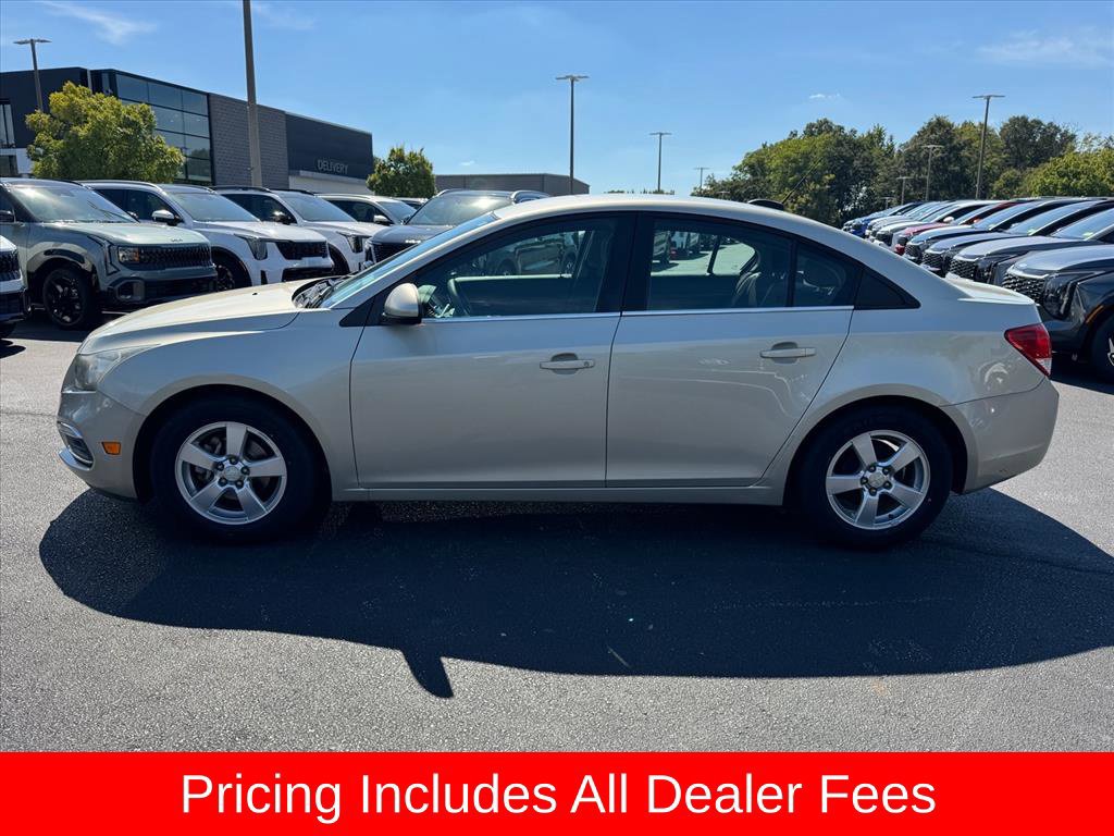 Used 2015 Chevrolet Cruze LT FWD image 6