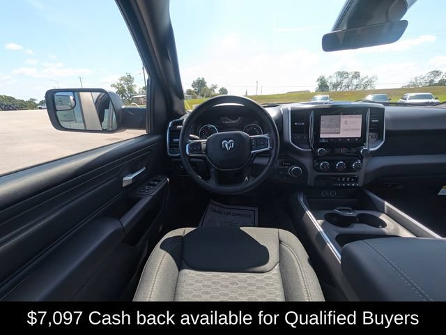 New 2026 RAM 1500 Express AWD/4WD image 13