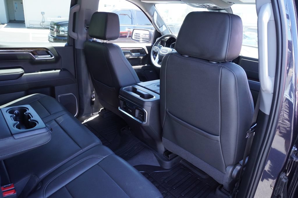 Used 2022 GMC Sierra 1500 Elevation w/ Elevation Premium Package AWD/4WD image 11