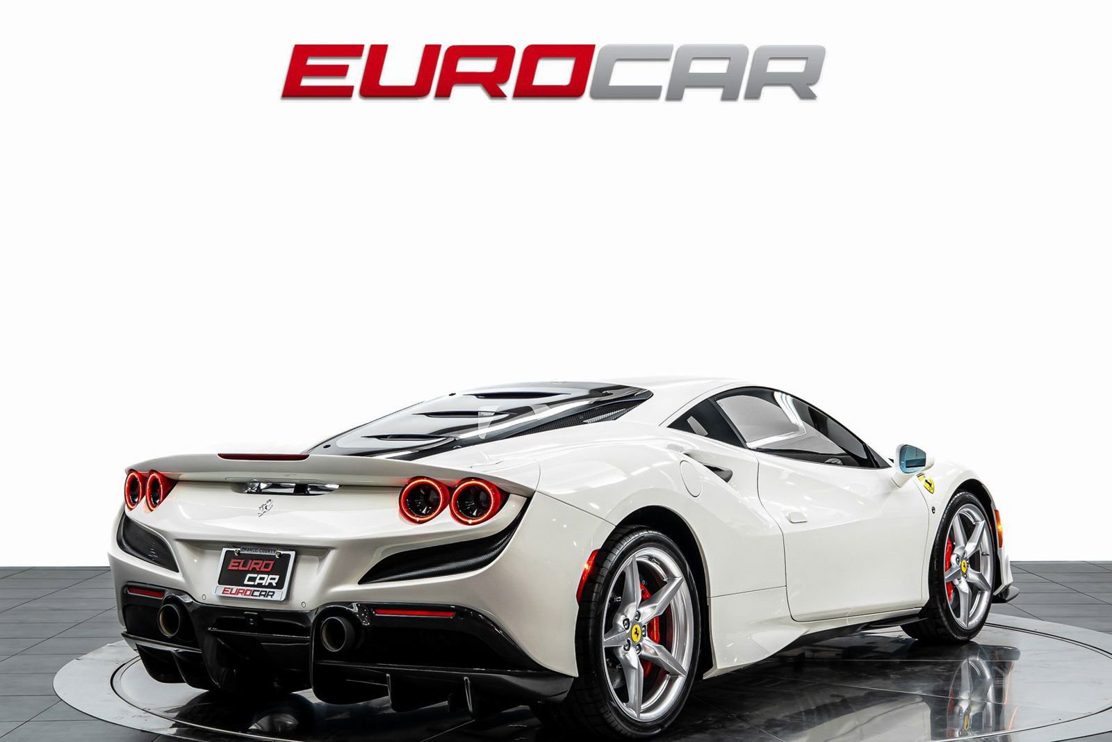 Used 2021 Ferrari F8 Tributo image 5