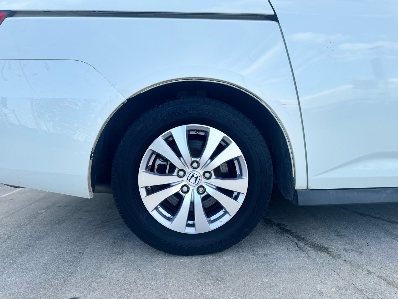 Used 2015 Honda Odyssey EX-L image 22