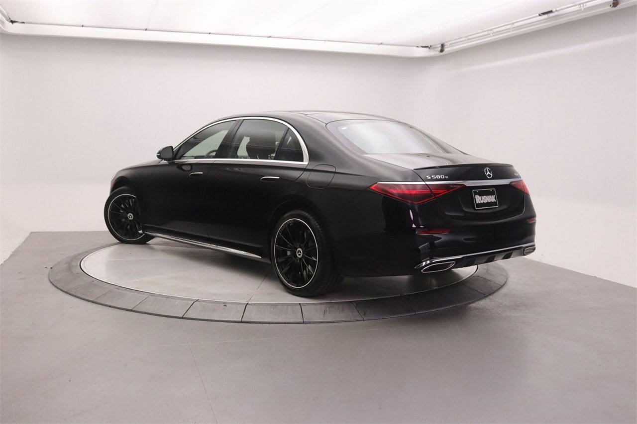 New 2026 Mercedes-Benz S 580e 4MATIC Sedan image 2
