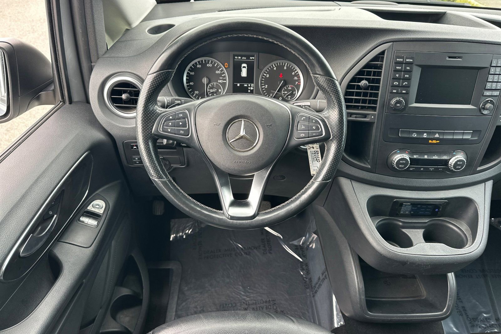 Used 2016 Mercedes-Benz Metris Passenger image 14